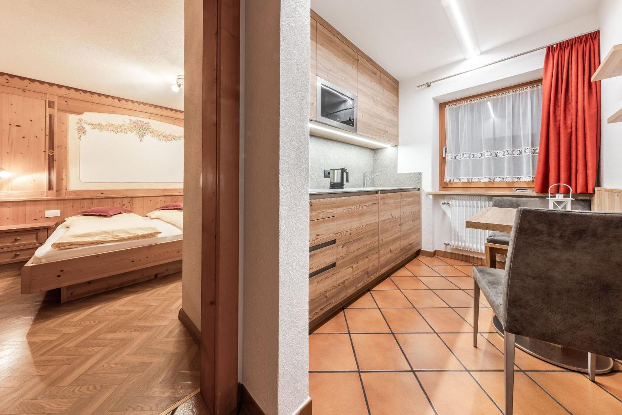 Appartamenti Vilin San Cassiano  Luaran gambar